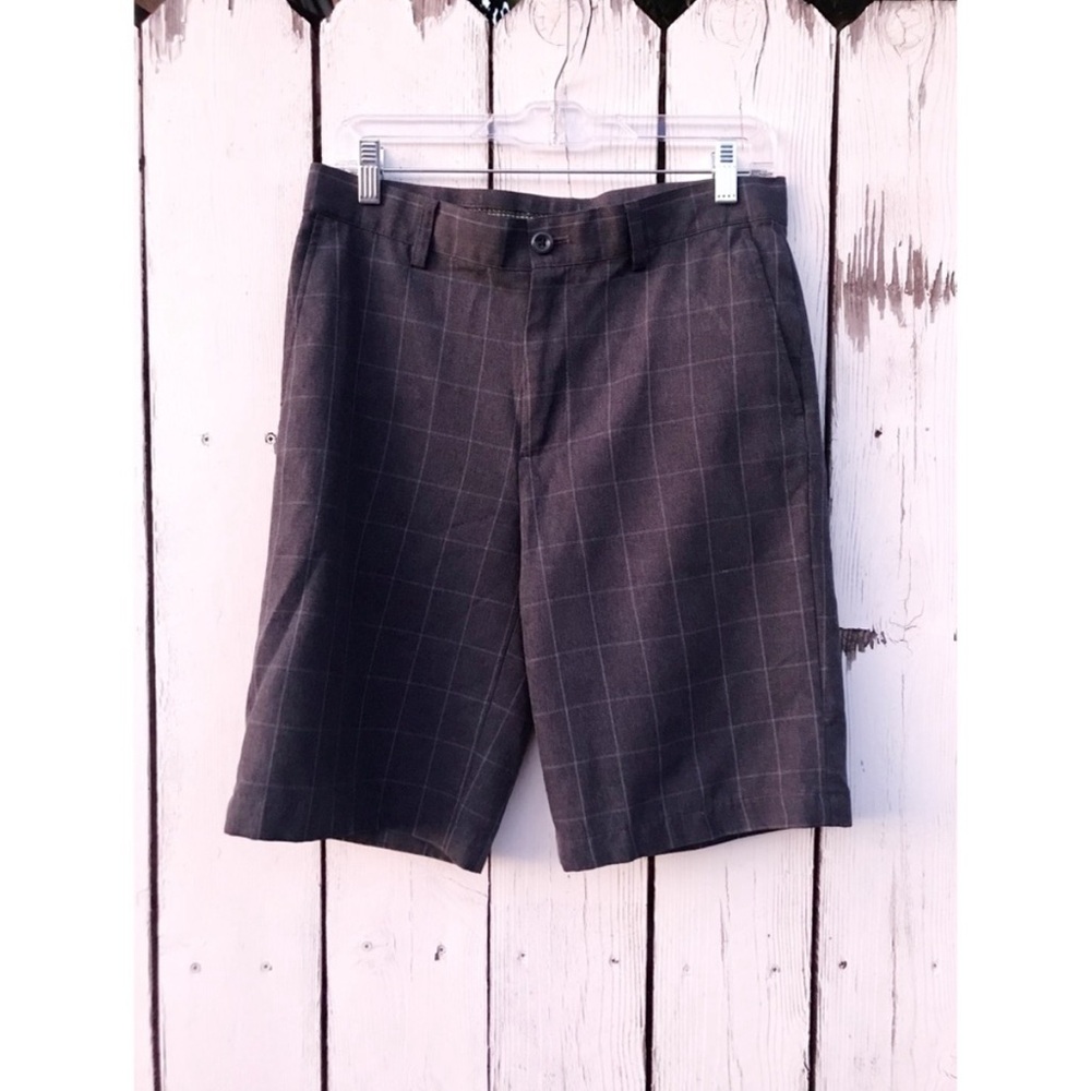 Men’s Izod Grey Plaid Golf Shorts size 30